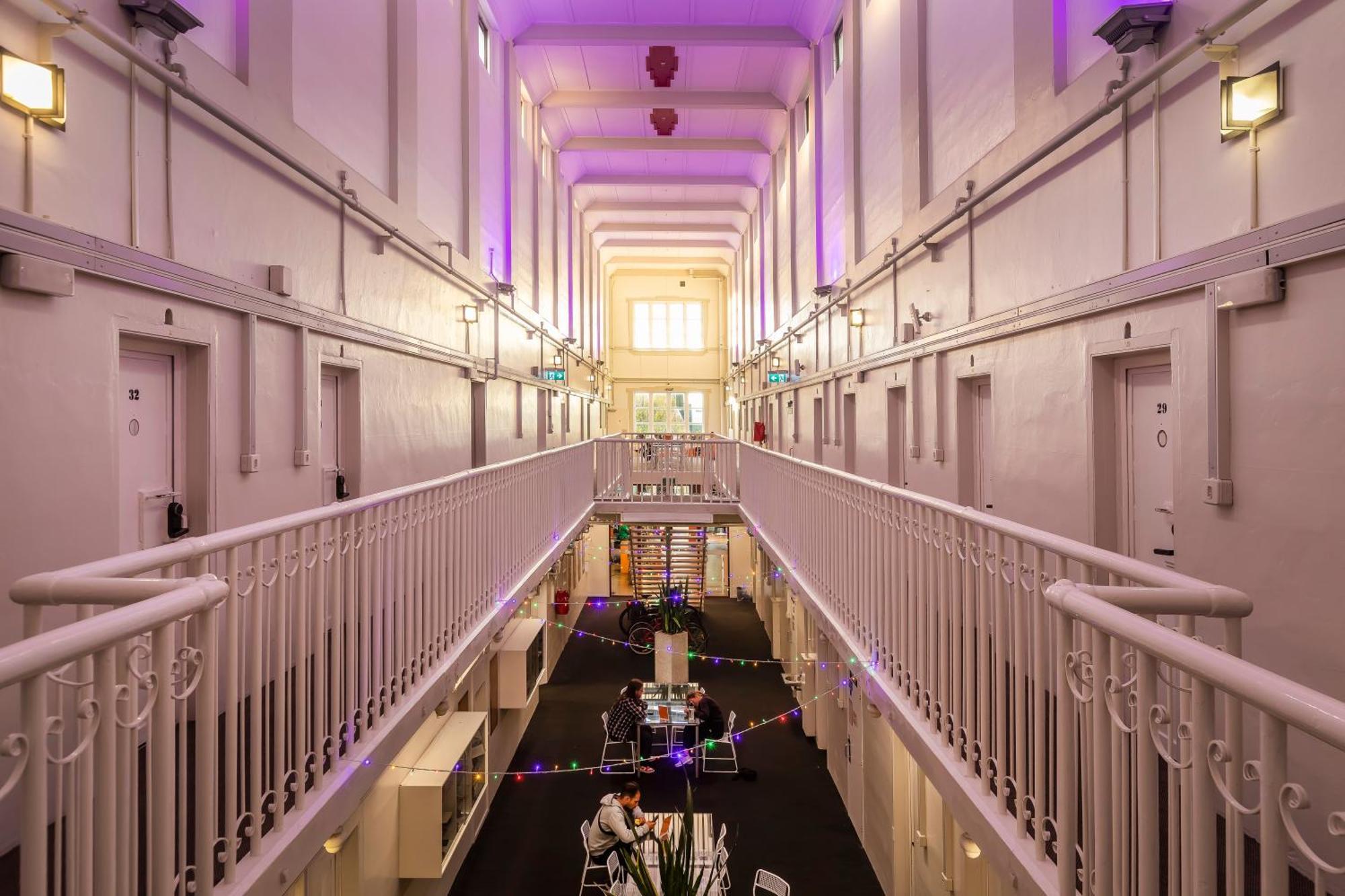 Jailhouse Accommodation Christchurch Exteriör bild