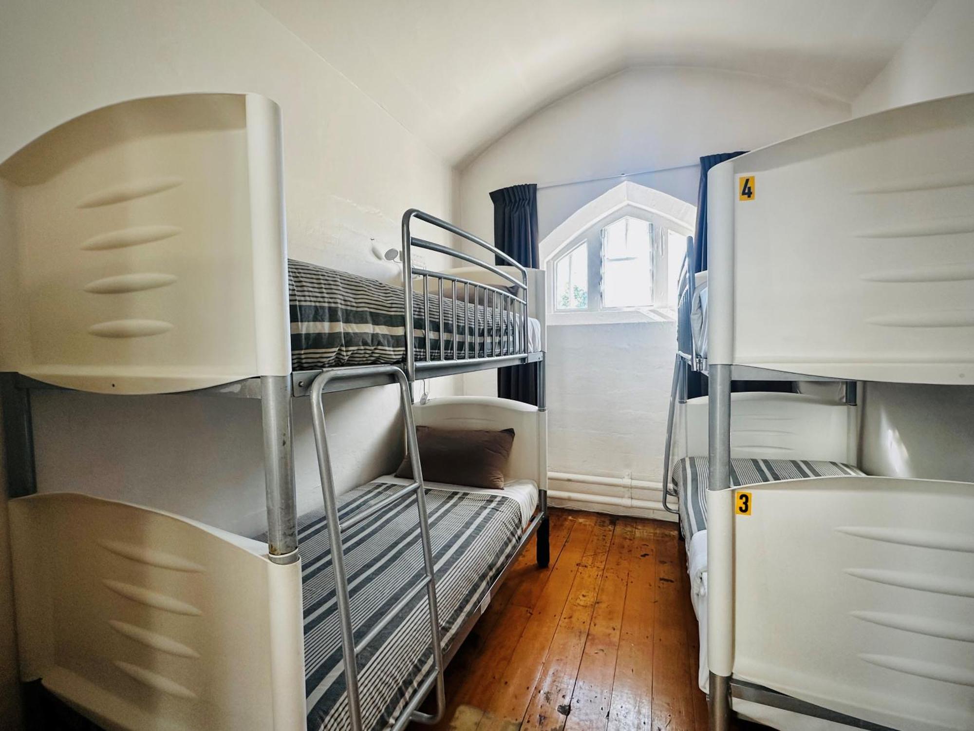 Jailhouse Accommodation Christchurch Exteriör bild