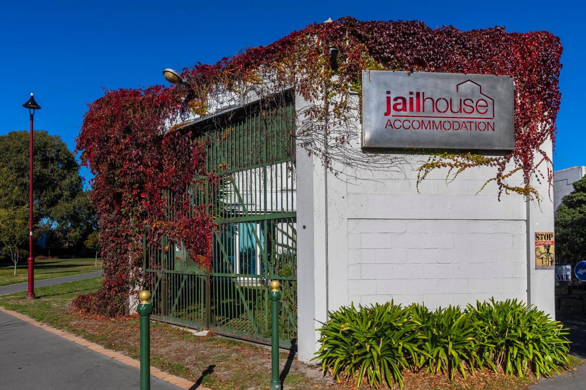 Jailhouse Accommodation Christchurch Exteriör bild